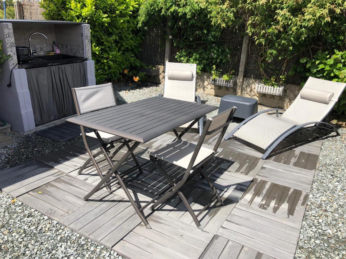 Suite A 800M De La Plage Saint-Lunaire Exteriér fotografie